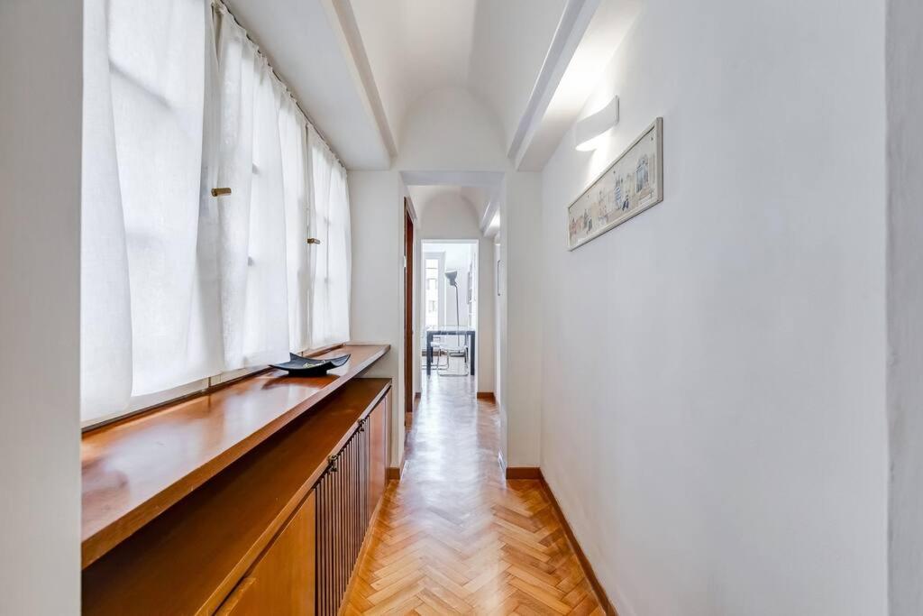 Luminous Apartment Few Steps From Piazza Navona Bagian luar foto