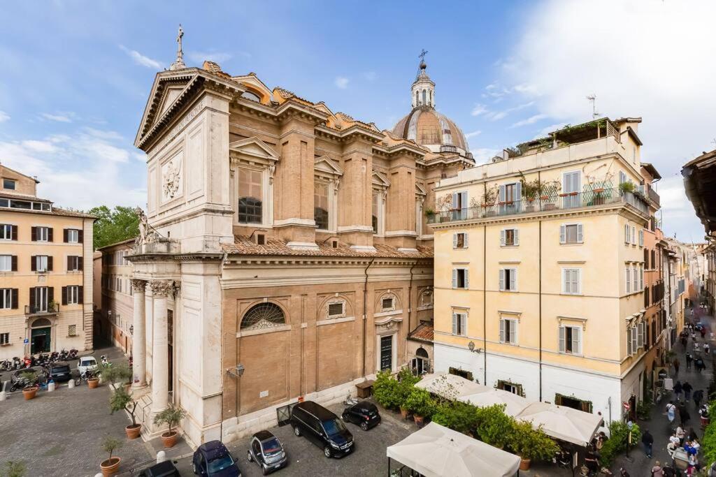 Luminous Apartment Few Steps From Piazza Navona Bagian luar foto