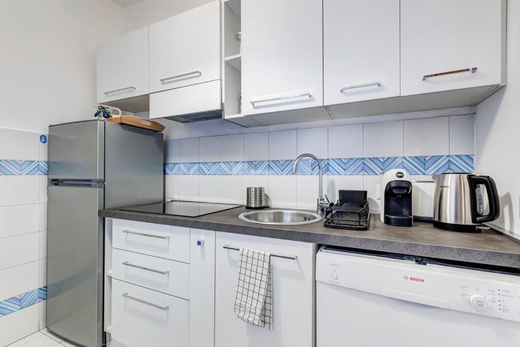 Luminous Apartment Few Steps From Piazza Navona Bagian luar foto