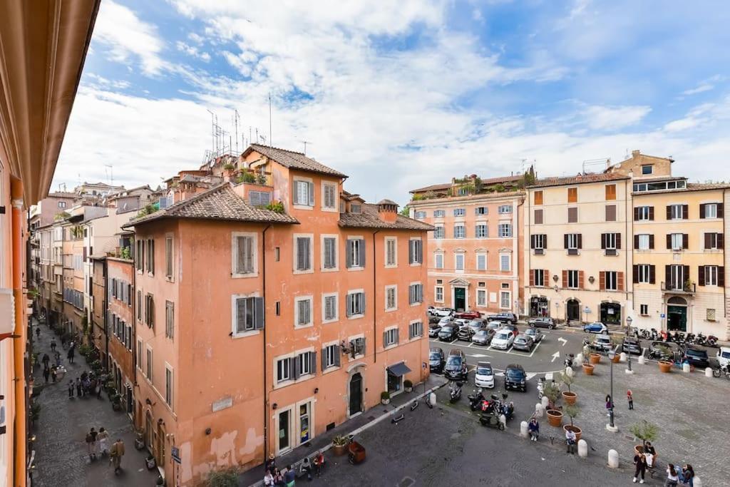 Luminous Apartment Few Steps From Piazza Navona Bagian luar foto