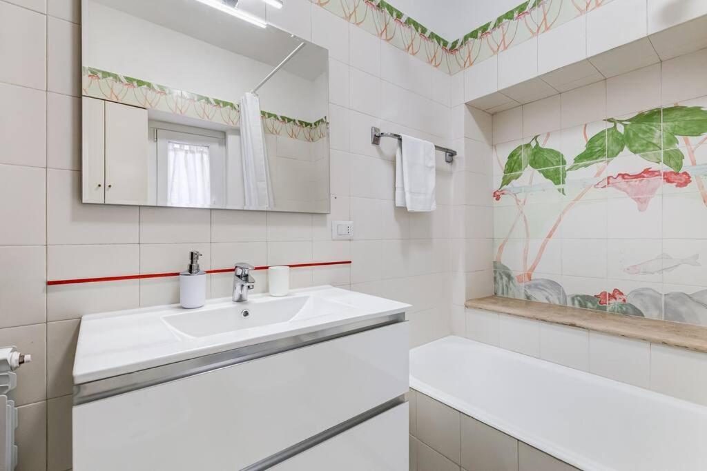Luminous Apartment Few Steps From Piazza Navona Bagian luar foto