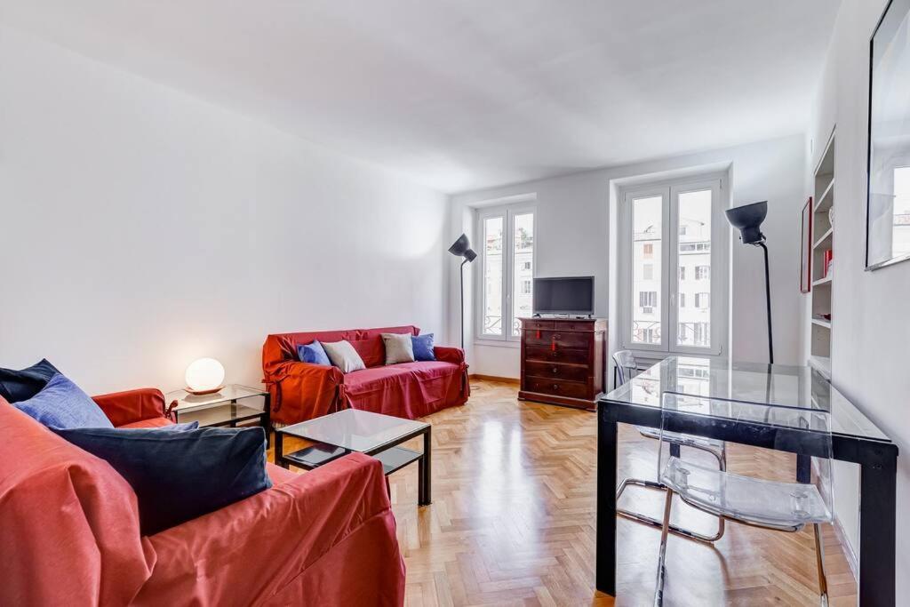 Luminous Apartment Few Steps From Piazza Navona Bagian luar foto